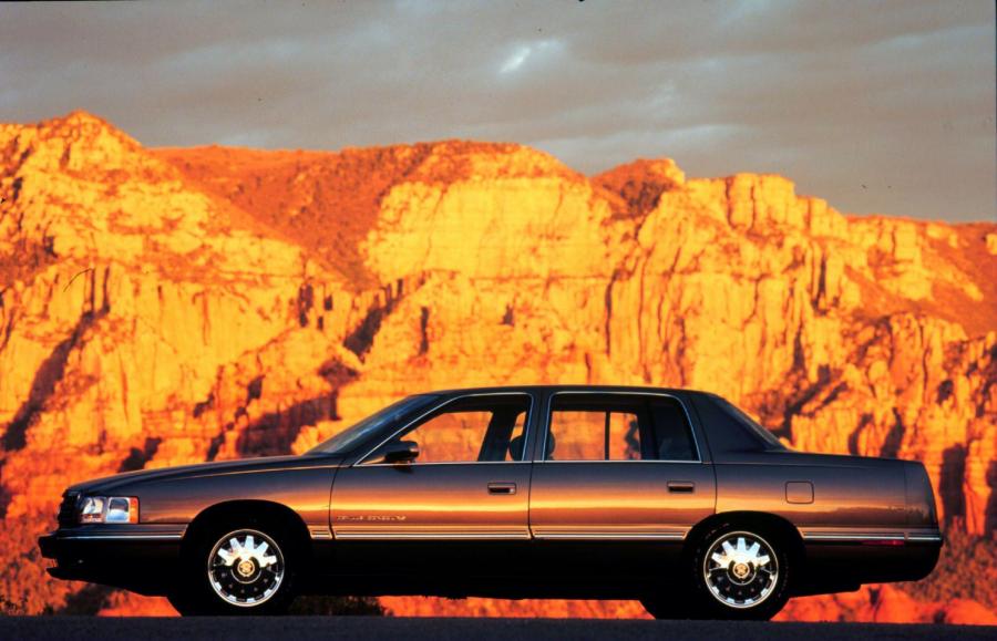  Cadillac DeVille 1994 года  (фото 17 из 21)